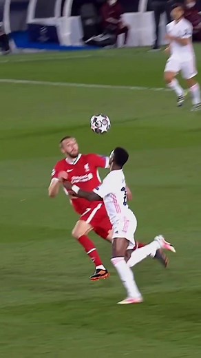 The Kroos pass 👌 The Vini chest and finish 🔥 The camera angle... 🤤 #UCL #realmadrid #footballgoals @realmadrid @viniciusjunior @toni.kr8s