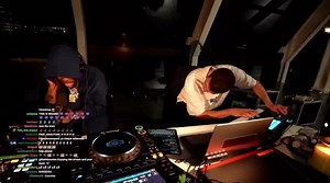 we jus put on talk of the town up on the streaming places shoutout to irelands very own @reggi3_b and @sammyvirji of course some songs i work on take months or even years for me to feel happy with them, this is one of those ones that was about 27 minutes. basically 3 elements and they jus felt good from the jump and didnt stop feeling good so here we are! | Fred again