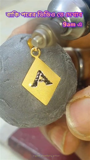 gold jewellery artist on Instagram: "#locket design 😃😍💖"