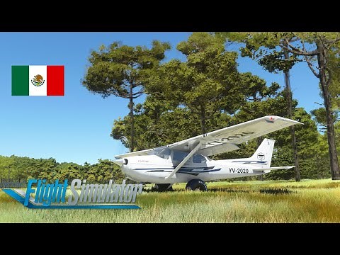 Avioneta cessna aterrizando en la sierra de Durango, Mexico.