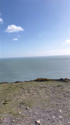 Solo trip to Ireland #youtubeshorts #howthsummit