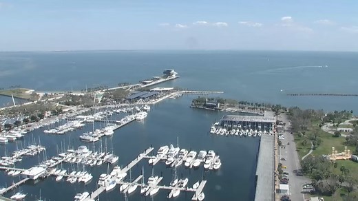Live Webcam Pier - St Petersburg, Florida