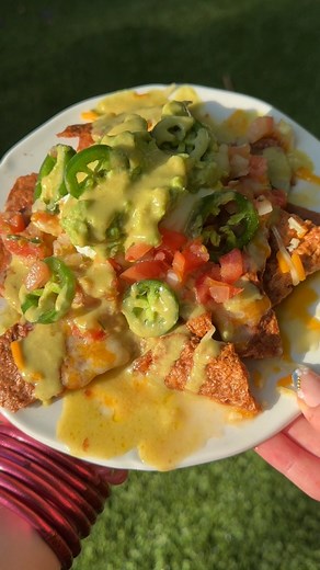 EARLY BLACK FRIDAY SALE 🖤 my cookbooks are 50% off for a limited time - find them in my bio 👀💖 p.s. the cookbooks come with free updated (so basically unlimited recipes for life). I’m already working on the next updates and they’re pretty amazing 🤩 | Liv Carbonero