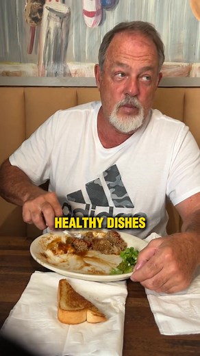 FREE meals with Medicare? Medicare Advantage plans do offer meal programs after qualifying events. 🔥 Find out what’s real and qualify today. Check our guide to see your options. | Info Know - Info Drops