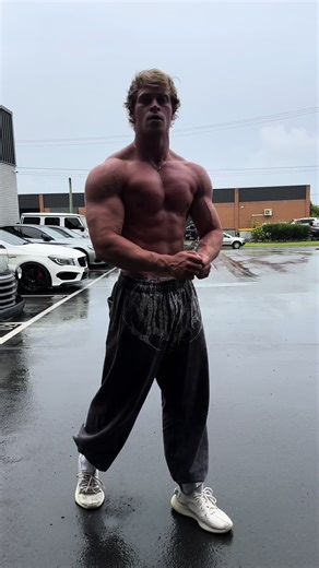 Bigger Man: Journey to Building Muscle and Strength