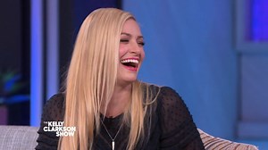 Get ready to ✨SPARK JOY✨! Post your before & after bathroom photos on Instagram with #KellyKondoBefore and #KellyKondoAfter and tag @KellyClarksonShow. We're all in this together!! ➡️ instagram.com/kellyclarksonshow | The Kelly Clarkson Show