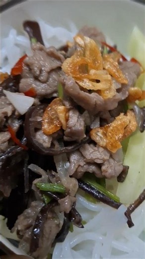 Refreshing Vietnamese Beef Noodle Bowl for Summer | Bun Bo Xao #Shorts