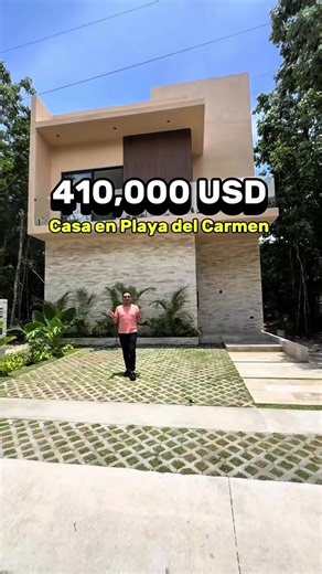 🏡✨ Villa for Sale in Playa del Carmen! Price: $410,000 USD / $7,573,500 MXN 🌴 📍 Location: Mayakoba 🛏️ 3 bedrooms, 🛁 2.5 bathrooms, and a spectacular private pool 📐 298m² / 3,207.6 ft² of construction 🌟 Amenities: 🏊‍♂️ Pool | 🏡 Clubhouse | court | 🛡 Security | 🎉 Event hall Perfect for living or investing in one of the most vibrant and profitable areas of the Riviera Maya. 📩 Message us for more info or to schedule a tour #villaforsale #playadelcarmen #SmartInvestment #realestate #reale
