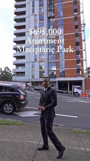$695,000 for a 1 bedroom apartment, 1 bedroom rental in the area is $750 - $800 per week which makes it 5.5 to 6% yield Message me if you would like free information about this project #sydney #easternsuburbs #australia #macquariepark #operahouse