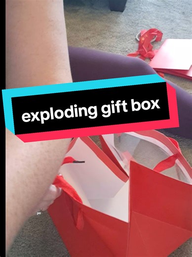 how to assemble an expliding gift box #giftbox #explodinggift #christmasgiftbox #sweethamper
