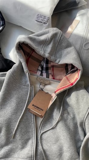 High-Quality Black and Grey Zip Hoodie for Autumn