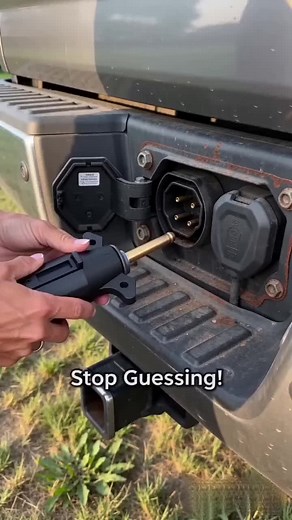 【QUICK TESTING】 7 pin trailer plug tester integrates 7 signals from your , ensures quick 30-second check including tail marker (TM), (BK), backup (BU), left turn (LT), right turn (RT), stop (LT RT), and 12 volt auxiliary power 【PLUG & PLAY】This trailer wiring tester is equipped with a standard 7 way connector, easy to install, ideal for trailer, RV, , pickup, camper, and other towed 【180° ROTATABLE 】Our 7 round pin trailer light tester is 180° rotatable—just loosen the screw and rotate the teste