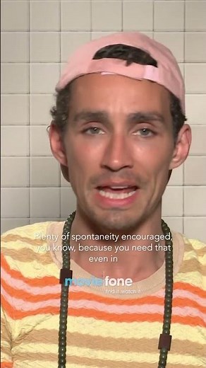 Robert Sheehan opens up about his experience working on #UmbrellaAcademy