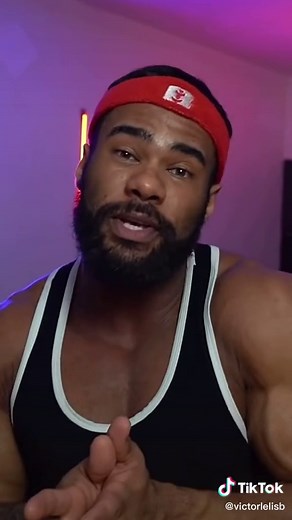 Treino de Musculação e Dieta com Victor Rei de Fit