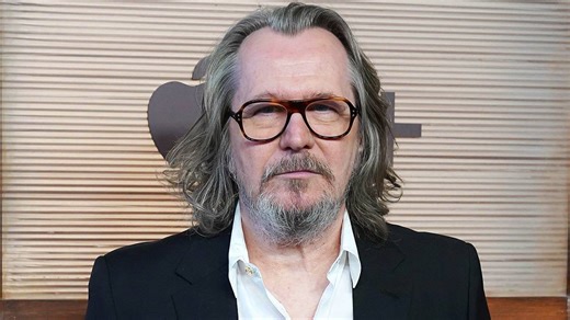 Gary Oldman’s $263M Sci-Fi Cult Classic Is Heading Back to Theaters for the 4th Time
