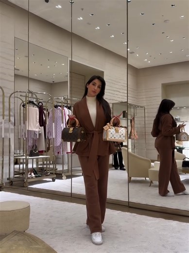 Hot Nora's Dance Moves You Can't Miss