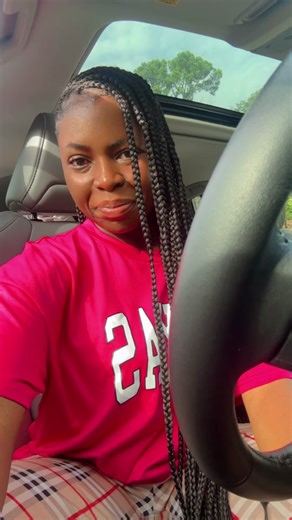 I’m under God’s covering,the devil can try but they can never harm me🙏🏽# Onyame Banbɔ # Esther Smith new release