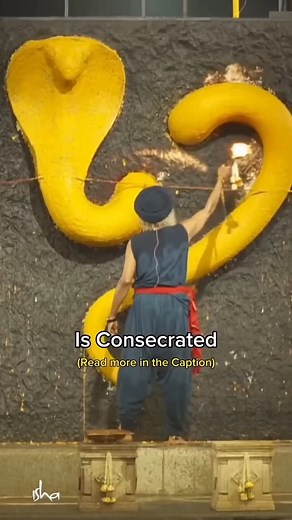Visuals from the consecration of Naga at Sadhguru Sannidhi Bengaluru. The consecration took place on the night of Ashwin Purnima on 9 October 2022. Sadhguru: A proper consecration of Naga has not occurred in over 800 years. Why Naga? Unfortunately, people often think the Naga or serpent is merely a crawling creature. In many parts of the world today, snakes are even considered evil. However, across the globe without exception – in North America, South America, Africa, Mesopotamia, Greece, Crete,