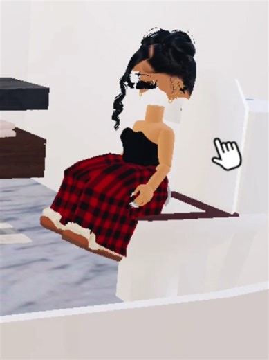 She hotboxed the whole house😵‍💫 #roblox #robloxfyp #lifetogetherroblox #fyp #viral