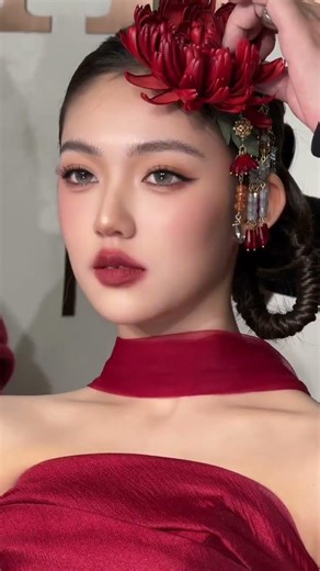 Master New Chinese Makeup in Minutes