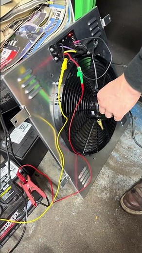 Ford ranger condenser fan testing. #ford #ranger #blower #fluke