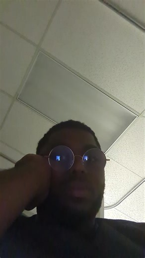 Hello_ Devi (@hello_devi6)’s videos with الصوت الأصلي - Ibrahim._.waleed._.w5