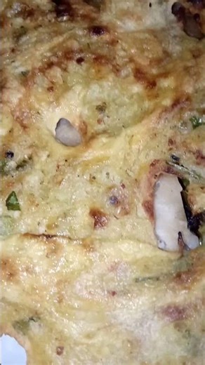 This Aloo Paratha Close-Up Feels Like Home 🤤🫓 | Desi Comfort #Shorts