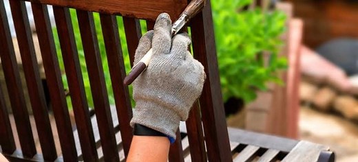 Pros and Cons of Varnish Finish for Wood | DoItYourself.com