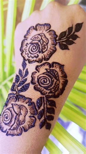 Beautiful Bail & Roses Mehndi Design | Easy Floral Henna Art Tutorial | GlamRush