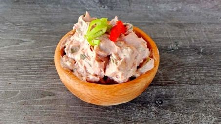 Rychlovka z lednice: paštiková pomazánka, co chutná překvapivě dobře -  Žádný špeky - Články na Seznamu