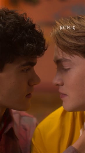 who fancies a movie with me? 🥹 a heartstopper movie, our final chapter based on alice oseman’s upcoming volume six, is coming to netflix! #Heartstopper #KitConnor #JoeLocke #fbr #fbreels | Netflix