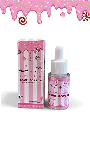 𝗪𝗛𝗬 𝗜𝗧’𝗦 𝗜𝗠𝗣𝗢𝗥𝗧𝗔𝗡𝗧 𝗧𝗢 𝗨𝗦𝗘 𝗟𝗔𝗦𝗛 𝗕𝗢𝗡𝗗𝗘𝗥 🤔 💘 Instantly locks in the adhesive. A bonder seals the lash adhesive at the base, stopping shock curing and helping each extension fully set the way it’s supposed to. 💘 Faster cure fewer fumes. By curing the adhesive from the outside in, a bonder reduces lingering fumes, irritation, and sensitivity for clients — way more comfortable application. 💘 Longer-lasting retention (aka less fallout). Better curing = stronger bonds. 