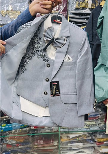 Guide to Kids' Clothing Sizes for Age Groups