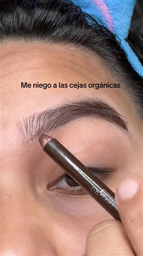 Perfect Eyebrow Tutorial: Achieve Flawless Arches