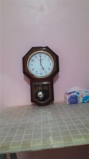 crocodile musical wall clock [5o'clock