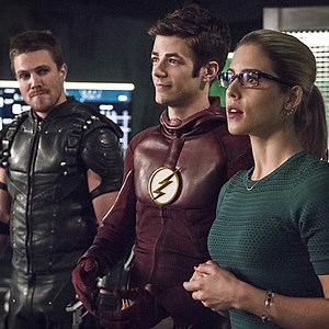 The Flash and Arrow Epic Crossover Is Here: Everything You Need to Know
