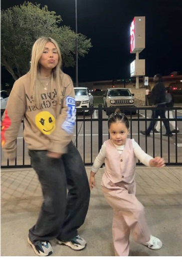 In our dancing era 💃🏼🙂‍↔️ #milanimay | dancing