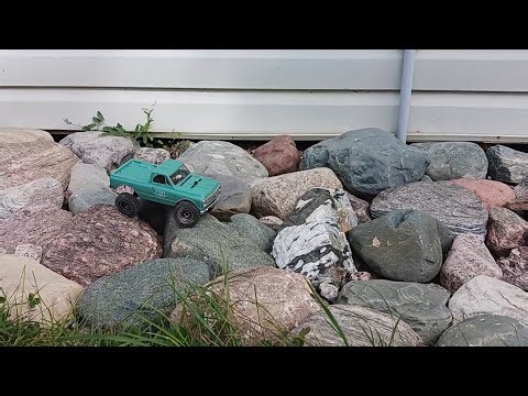 Building An Outdoor RC ROCK CRAWLER COURSE For My SCX24 and The First TEST DRIVE