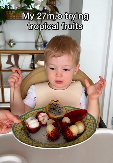 Yellow dragon fruit, rambutan, mangosteen — identify the red fruit
