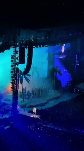 tengo depresión postconcierto kike #badbunnypr #badbunny... #Shorts #dannnidominguez