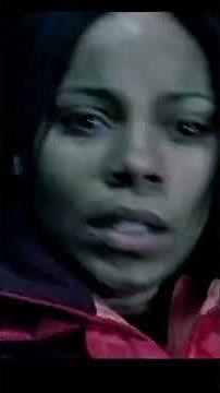 Predator Battles Xenomorph Army in an Insane Fight Scene