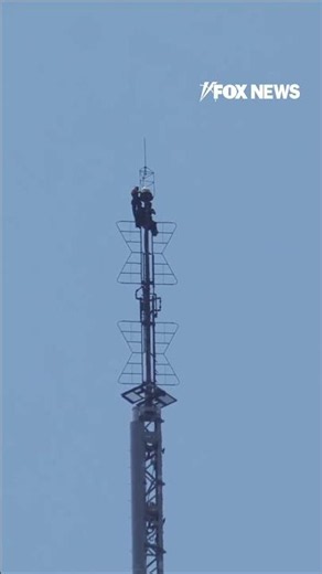 WATCH: Empire State building freeclimbers begin their descent #foxnews #news #us #fox