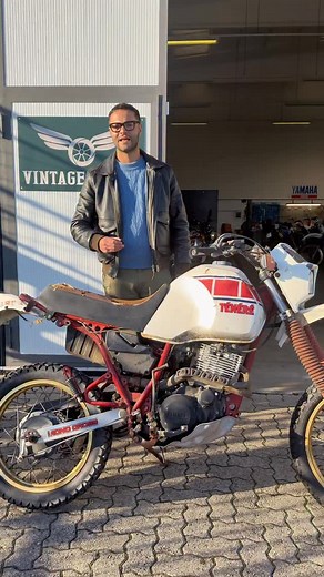 Restauro Ténéré 34L 🔴⚪️ . . . #vmvintagemotor #yamahavintage #vintageyamaha #tenere600 #yamahatenere #tenere #xt600z #vintageenduro | Vintage Motor