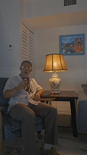 50 años después… La canción se llama NO ME DIGAS BEBÉ con @queridozulia y está disponible en todas las plataformas 🫶🏼 | Alex Ponce