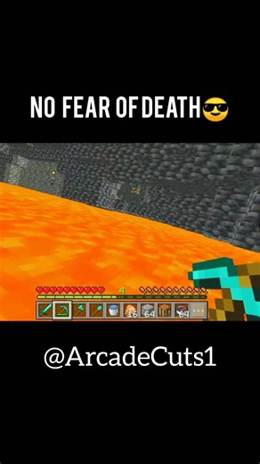 Keep Inventory = No Fear 😈 #minecraft #minecraftshorts