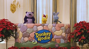 Donkey Hodie - A Donkey Hodie Holiday Sing-Along at the White House Video | PBS KIDS