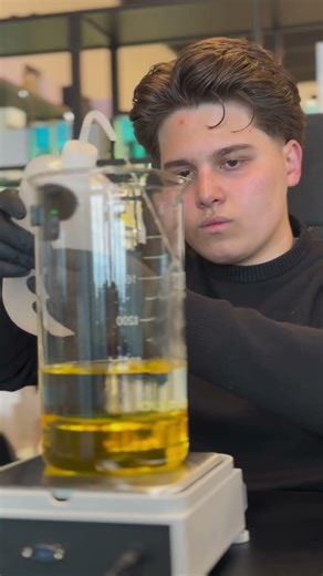 Let’s make an Extrait de Parfum with us🙌🏼 #parfum #perfume #dupe #extraitdeparfum