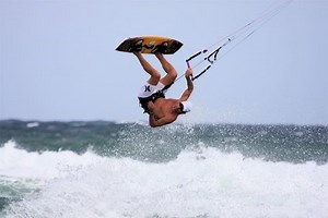 Hurricane Hanna Kiteboarding Crash
