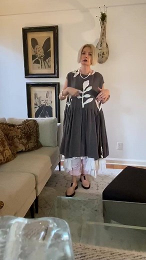 Hi there! JULIA ANNABELLE and the lovely Plinka Pant (free pattern on SEWTINAGIVENS.com) | SEW Tina Givens