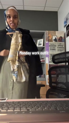 I’m normally remote Monday, but circumstances outside my control brought me in 😭😭😭 #ootd #work #monday